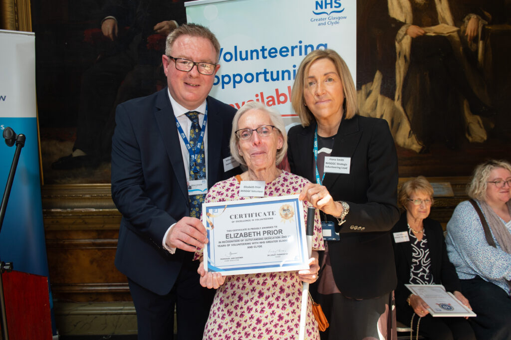 NHSGGC's longest-serving volunteer, Elizabeth Prior receives a special award.