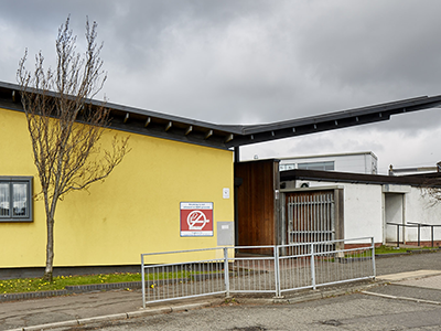 external image of baillieston health centre entrance