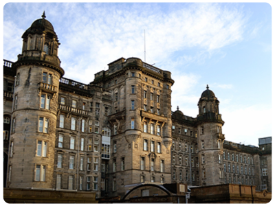 Exterior photo of Glasgow Royal Infirmary Building