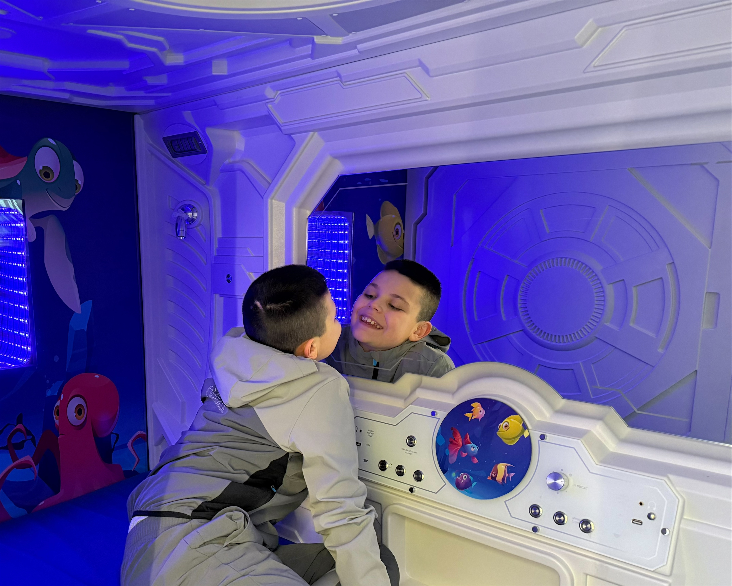 Glasgow family first to try hospital’s sensory pod