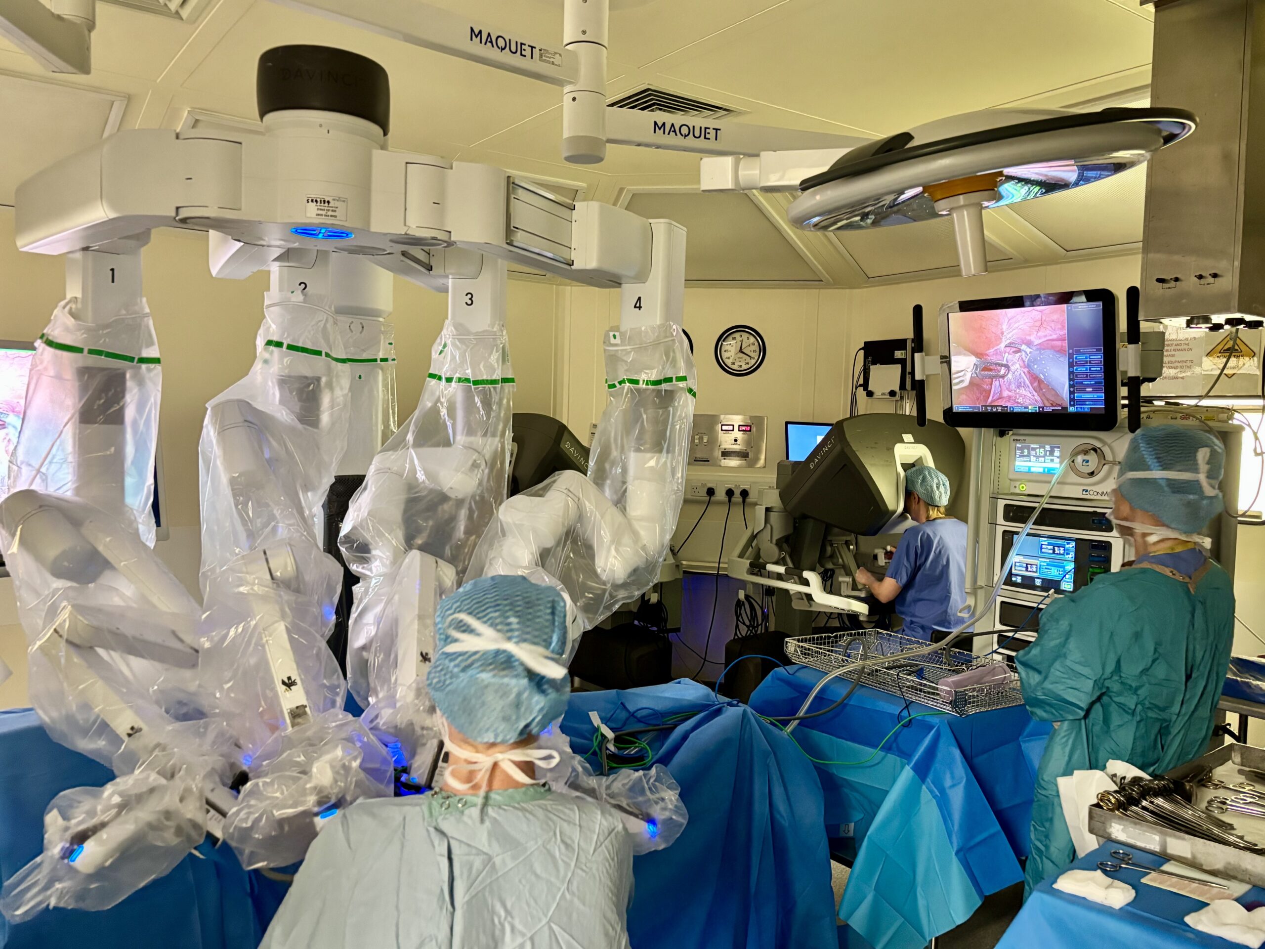 Renfrewshire patient among first to benefit from robotic surgery at RAH